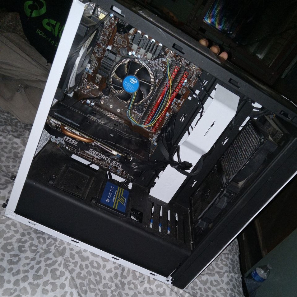 Custom Gaming PC